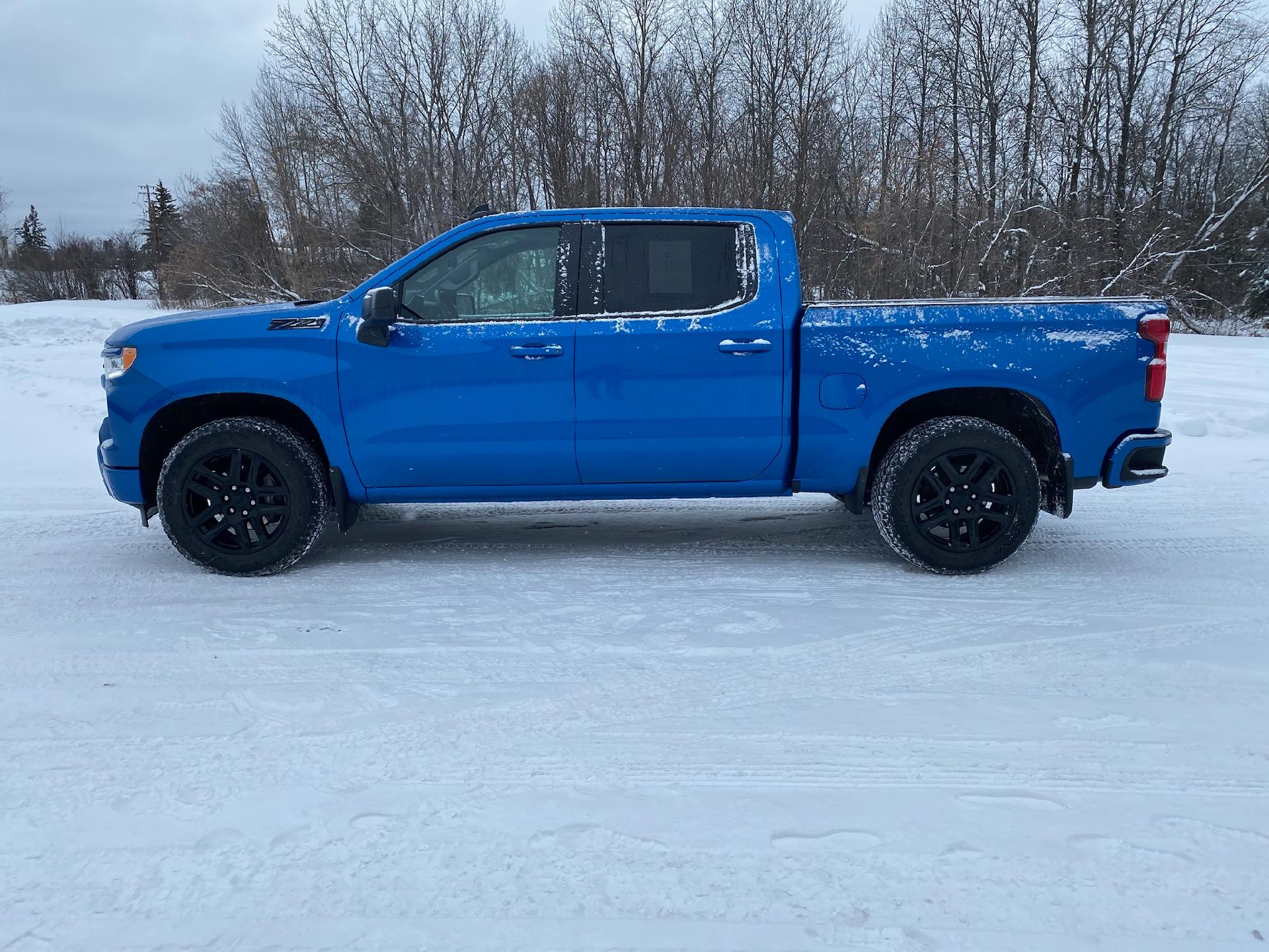 Used 2023 Chevrolet Silverado 1500 RST with VIN 1GCUDEED2PZ121083 for sale in International Falls, Minnesota