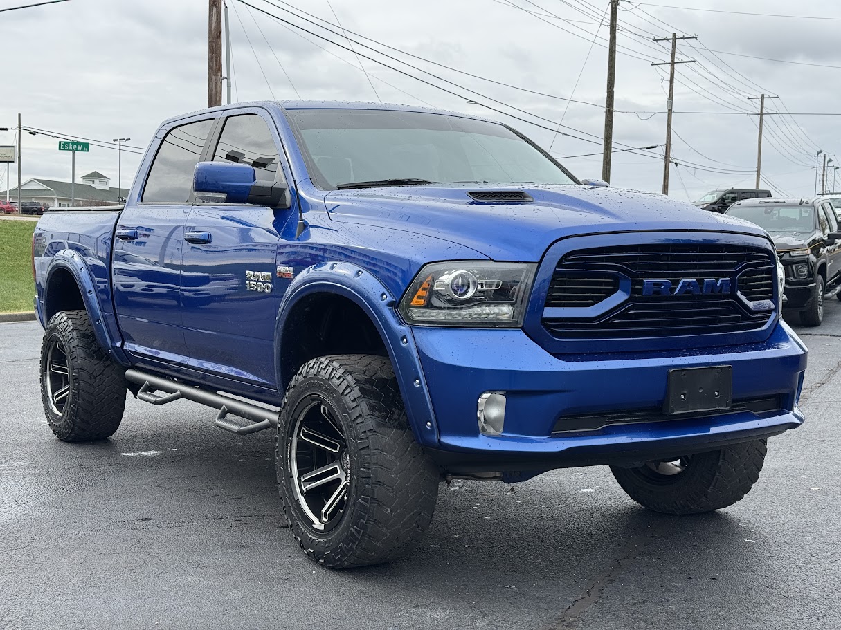 2018 Ram 1500 Vehicle Photo in BOONVILLE, IN 47601-9633