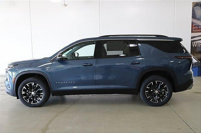 2025 Chevrolet Traverse Vehicle Photo in MEDINA, OH 44256-9001