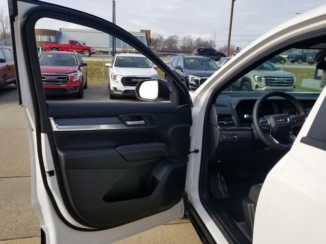 2025 GMC Terrain Vehicle Photo in ELYRIA, OH 44035-6349