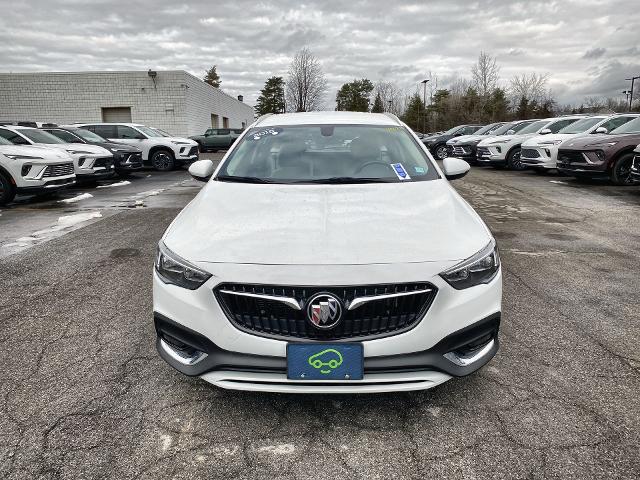 2018 Buick Regal TourX Vehicle Photo in WILLIAMSVILLE, NY 14221-2883