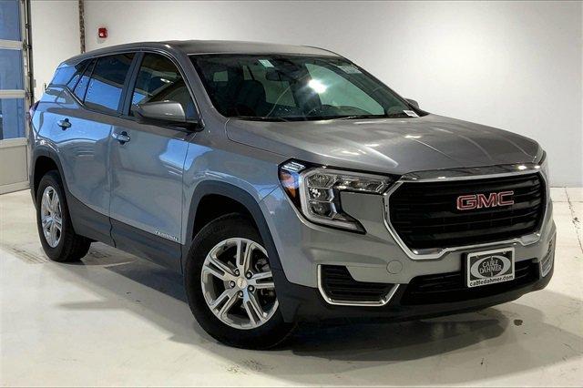 2023 GMC Terrain Vehicle Photo in TOPEKA, KS 66609-0000