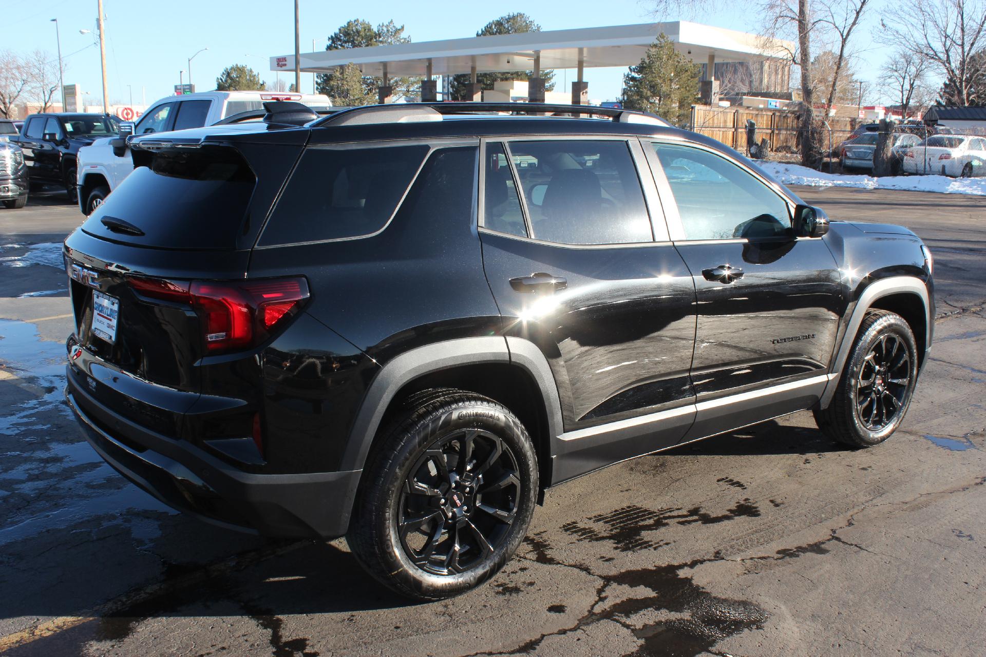 2025 GMC Terrain Vehicle Photo in AURORA, CO 80012-4011