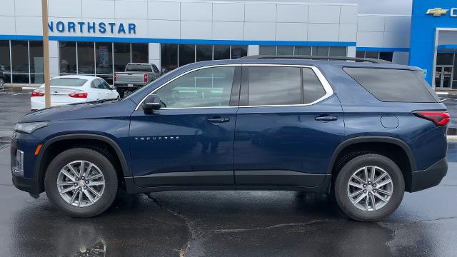 2022 Chevrolet Traverse Vehicle Photo in MOON TOWNSHIP, PA 15108-2571