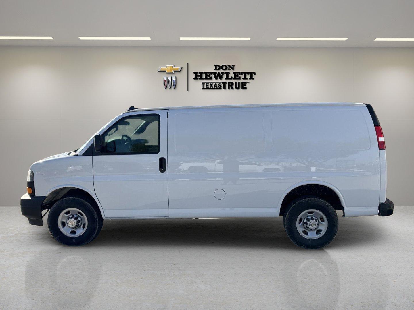 2024 Chevrolet Express Cargo 2500 Vehicle Photo in GEORGETOWN, TX 78626-7508