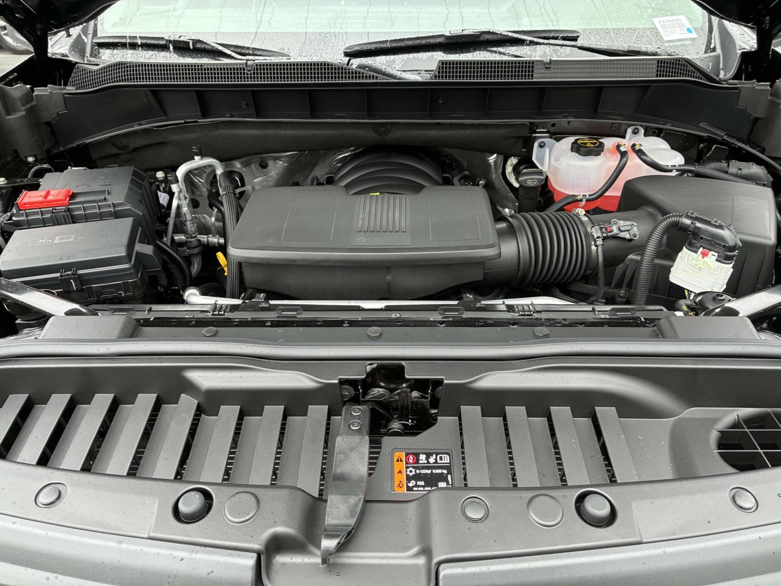 2025 Chevrolet Silverado 1500 Vehicle Photo in LOS ANGELES, CA 90007-3794