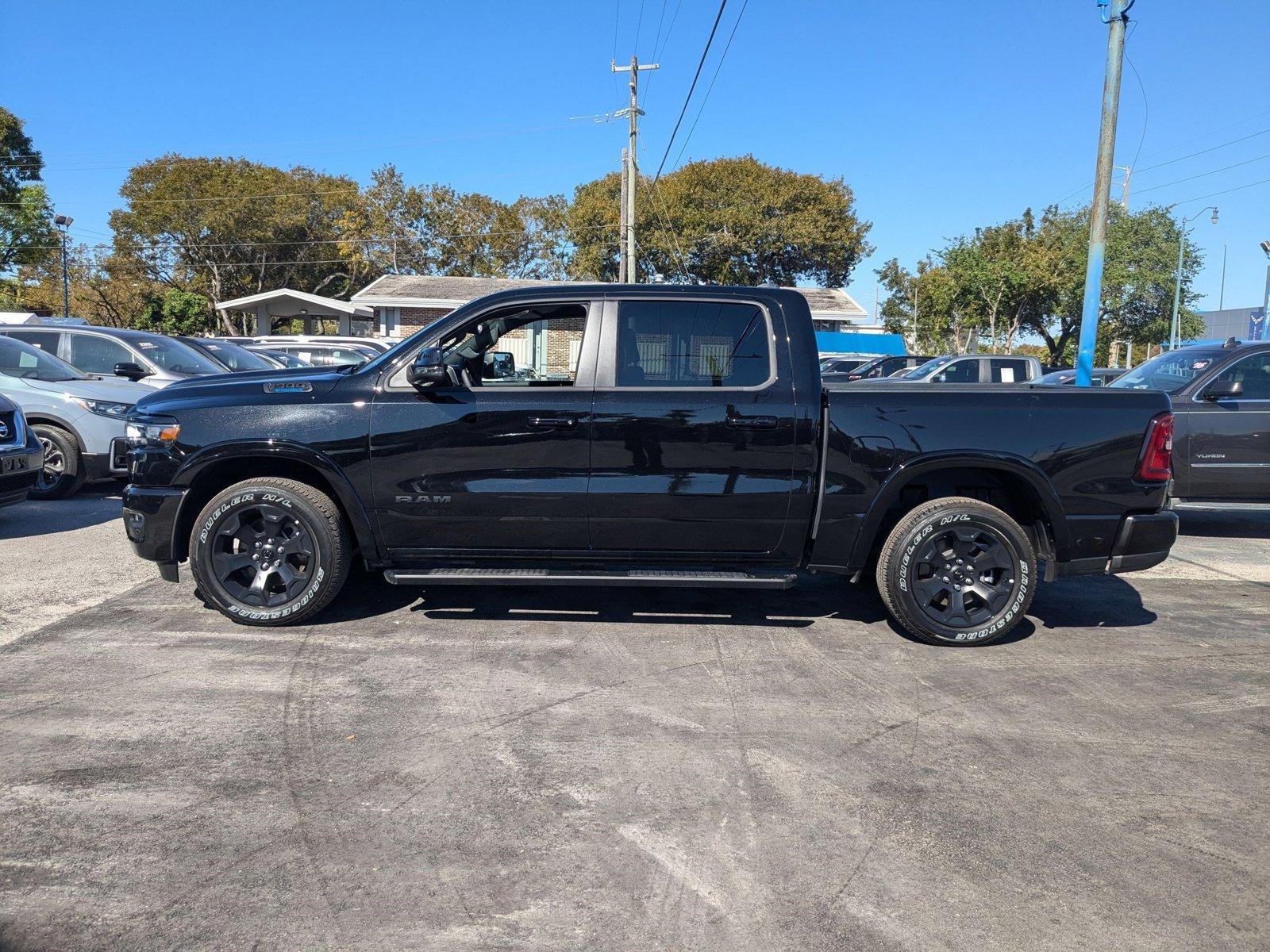 2025 Ram 1500 Vehicle Photo in MIAMI, FL 33134-2699