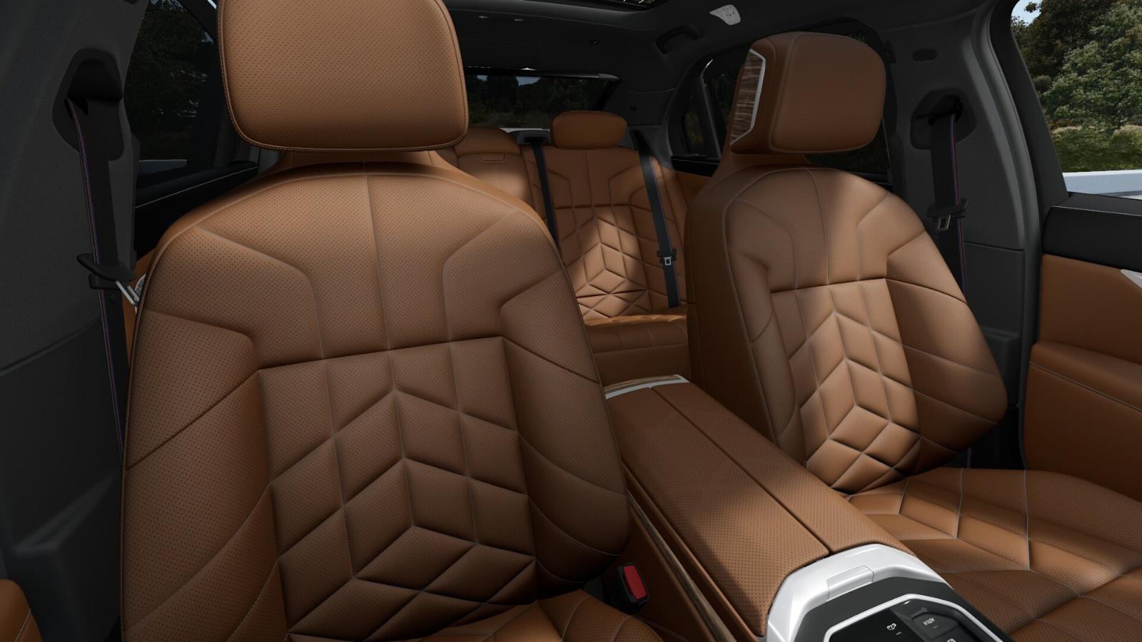 2025 BMW 760i xDrive Vehicle Photo in GRAPEVINE, TX 76051