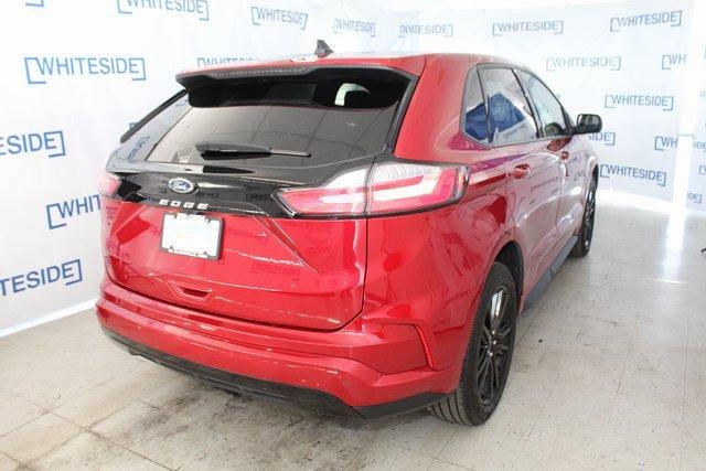2024 Ford Edge Vehicle Photo in SAINT CLAIRSVILLE, OH 43950-8512