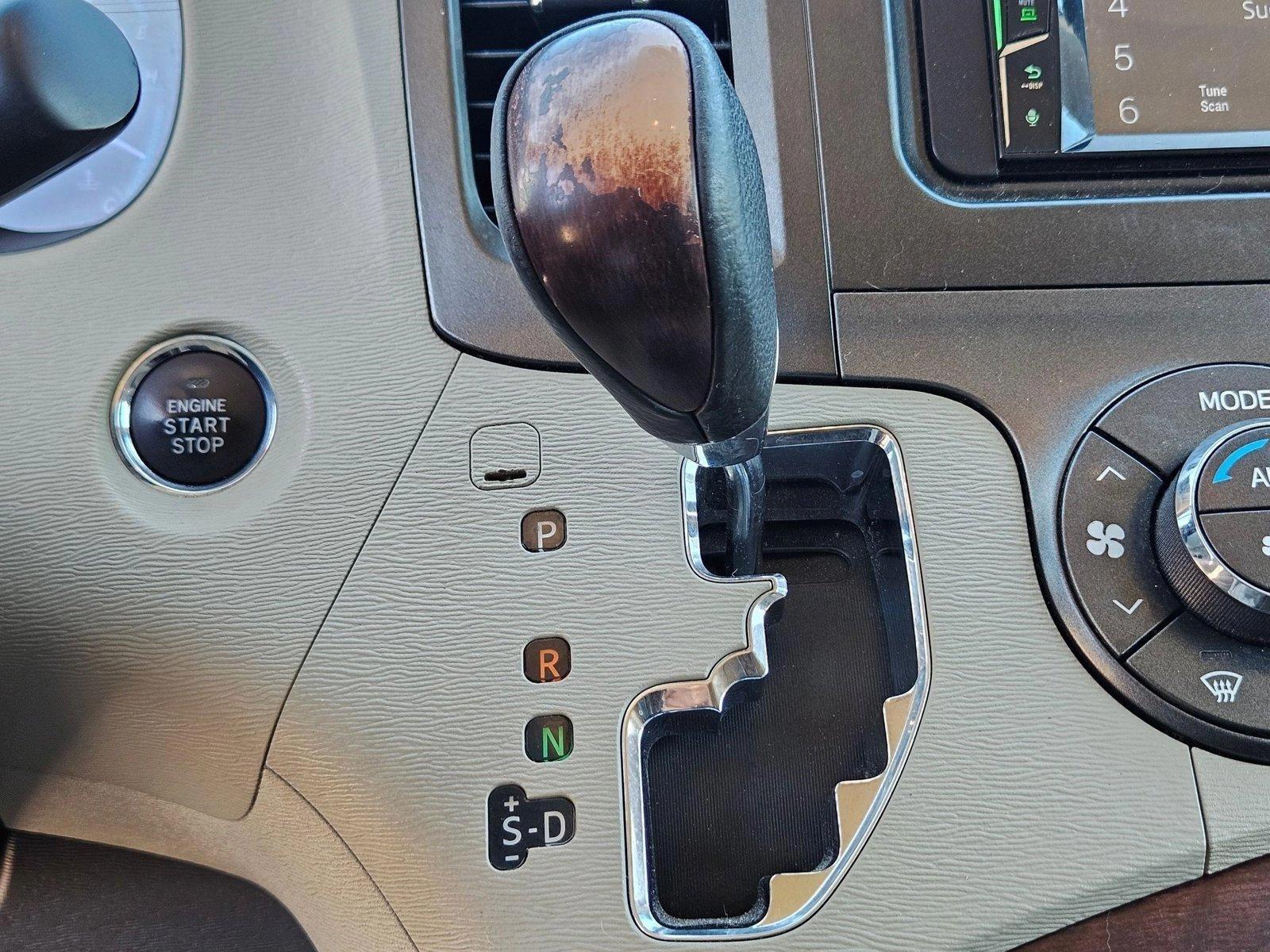 2014 Toyota Sienna Vehicle Photo in WACO, TX 76710-2592
