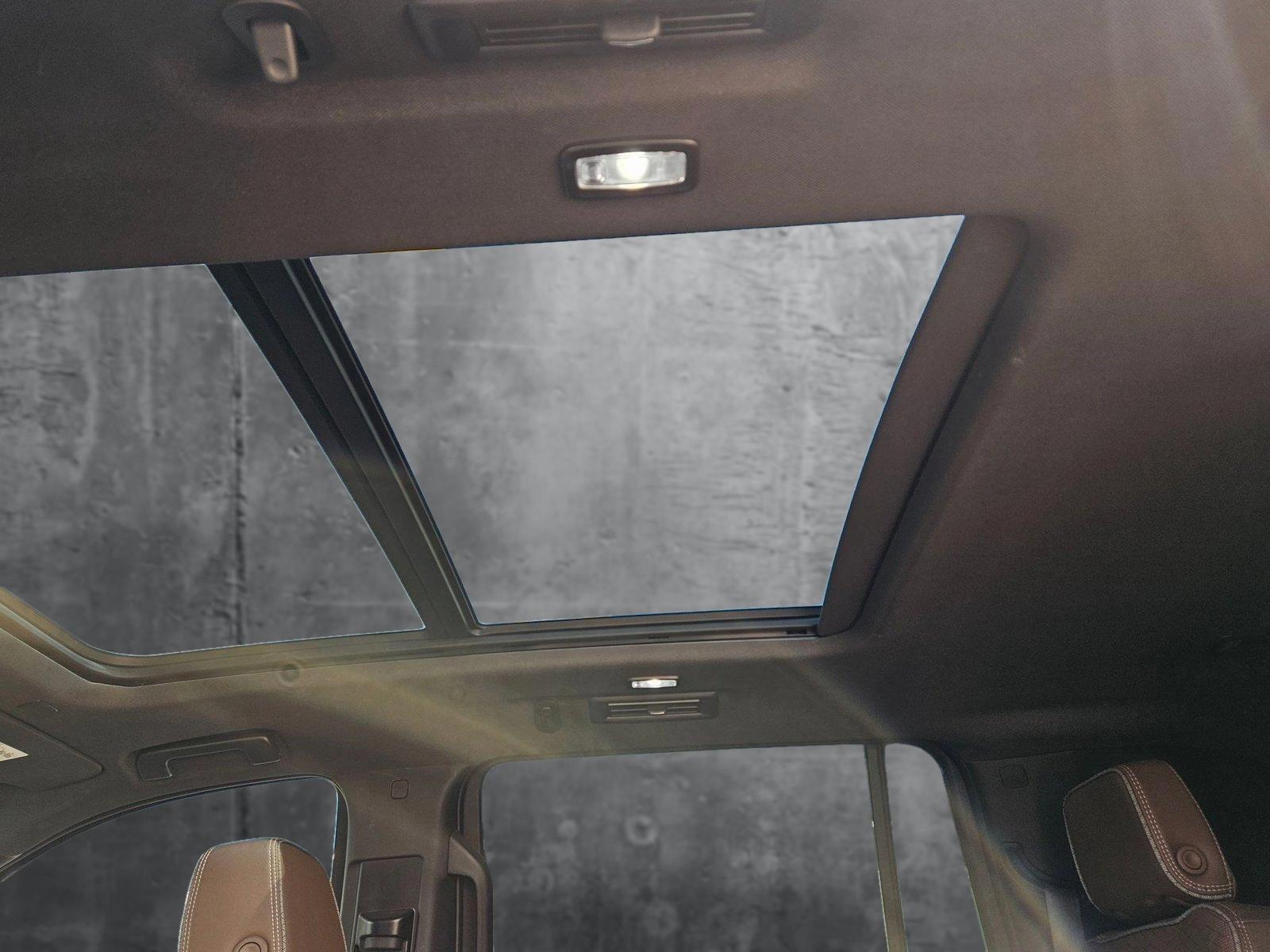 2022 Chevrolet Suburban Vehicle Photo in AMARILLO, TX 79106-1809