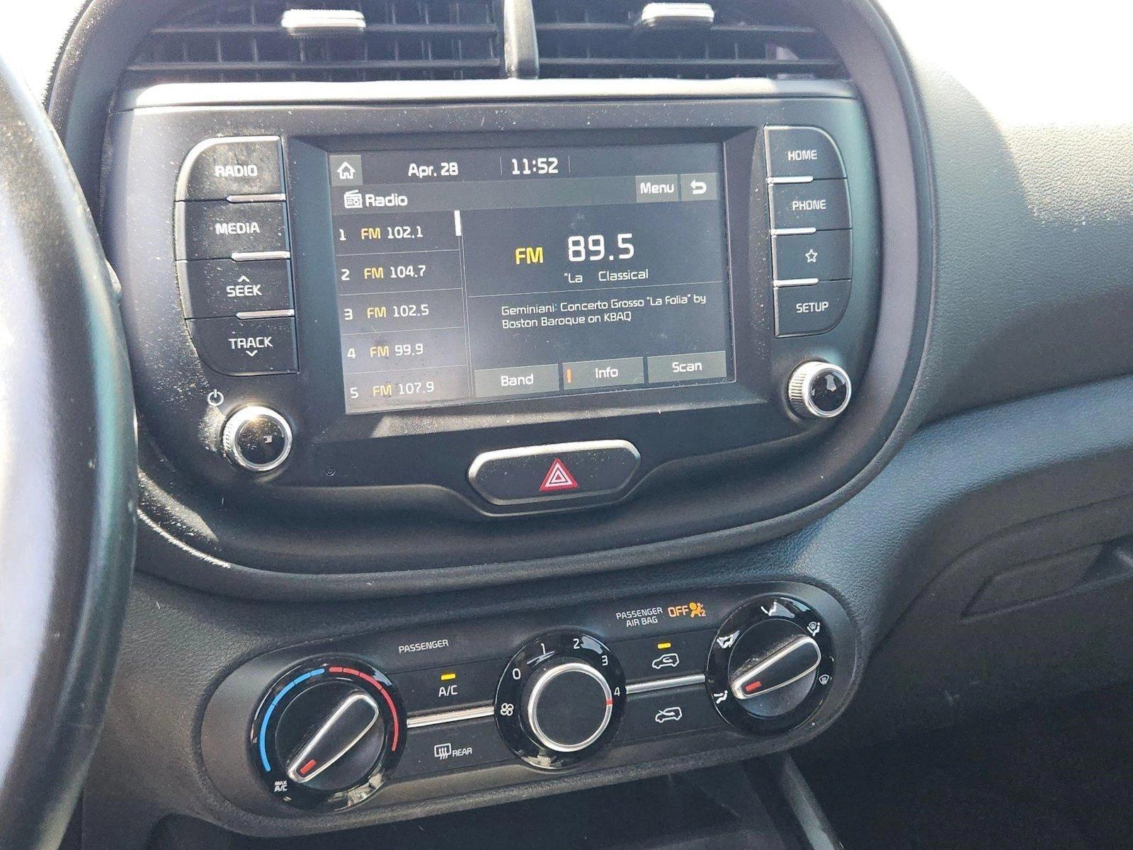 2021 Kia Soul Vehicle Photo in GILBERT, AZ 85297-0446