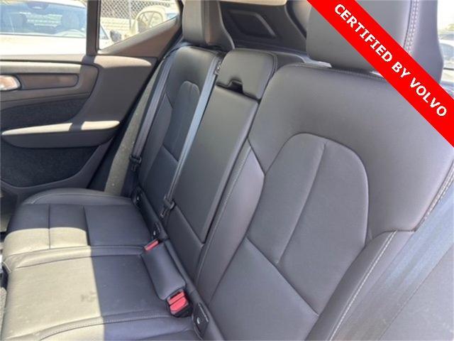 2025 Volvo XC40 Vehicle Photo in Houston, TX 77007