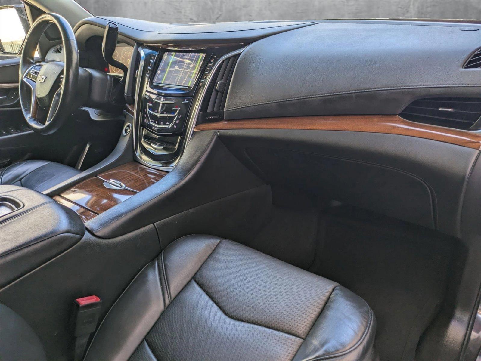 2015 Cadillac Escalade ESV Vehicle Photo in GREENACRES, FL 33463-3207