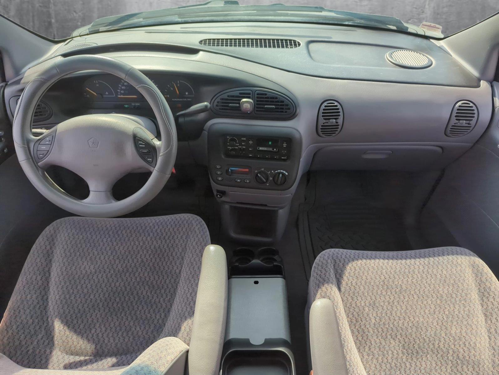 2000 Dodge Caravan Vehicle Photo in Ft. Myers, FL 33907