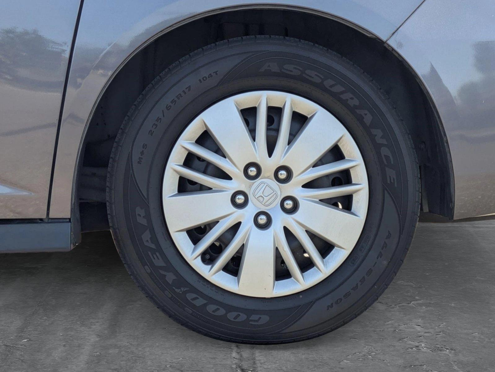 2015 Honda Odyssey Vehicle Photo in Valencia, CA 91355-1794