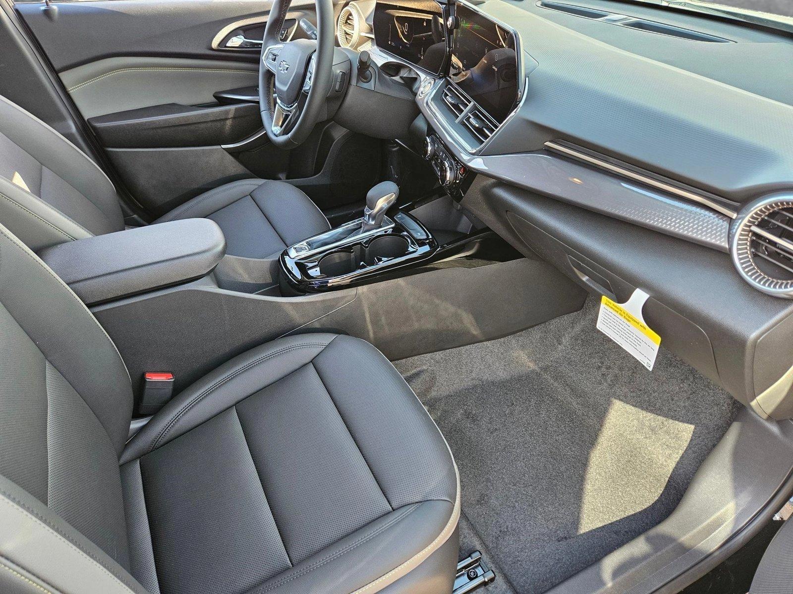 2025 Chevrolet Trax Vehicle Photo in PEORIA, AZ 85382-3715