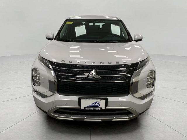 2023 Mitsubishi Outlander Vehicle Photo in Appleton, WI 54913