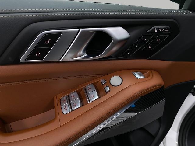 2025 BMW X7 M60i Vehicle Photo in Appleton, WI 54913