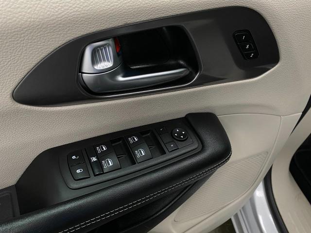 2022 Chrysler Pacifica Vehicle Photo in Appleton, WI 54913