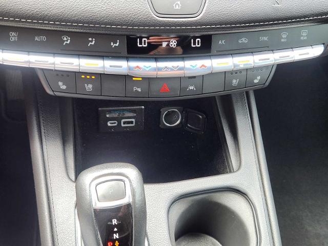 2019 Cadillac XT4 Vehicle Photo in DENTON, TX 76210-9321