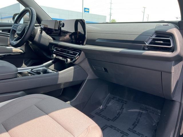 2024 Chevrolet Traverse Vehicle Photo in GREEN BAY, WI 54304-5303