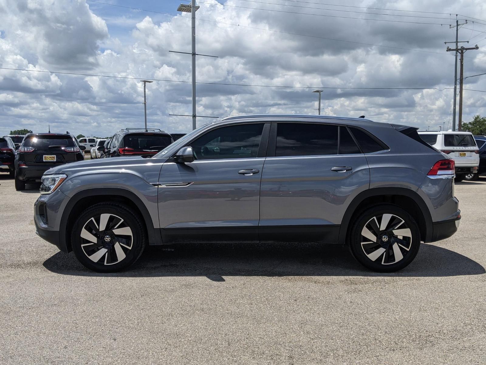 2024 Volkswagen Atlas Cross Sport Vehicle Photo in Seguin, TX 78155