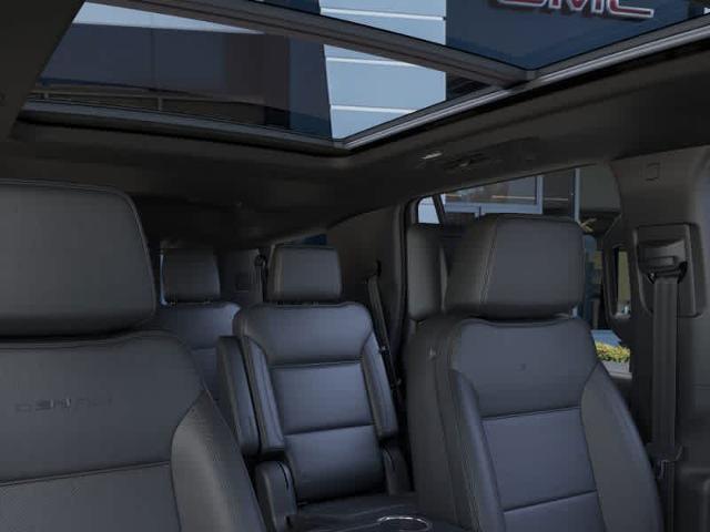 2025 GMC Yukon Vehicle Photo in ZELIENOPLE, PA 16063-2910