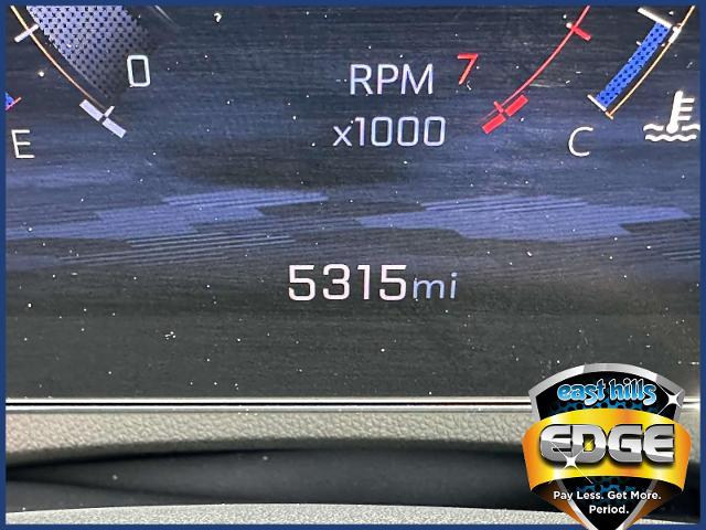2024 Chevrolet Traverse Vehicle Photo in Roslyn, NY 11576