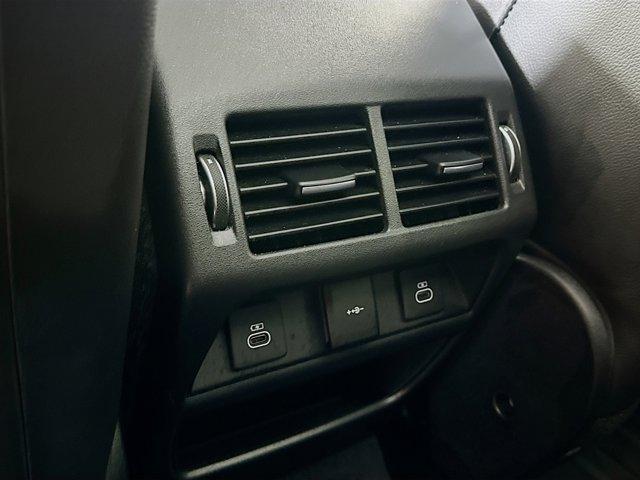 2023 Discovery Sport Vehicle Photo in Doylsetown, PA 18901