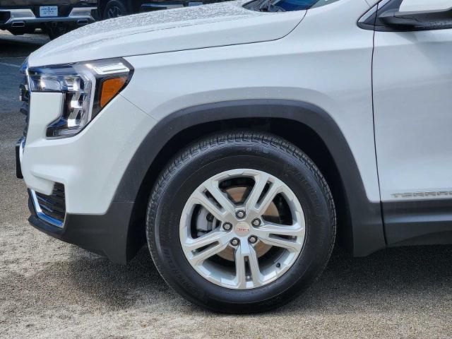 2024 GMC Terrain Vehicle Photo in DENTON, TX 76210-9321