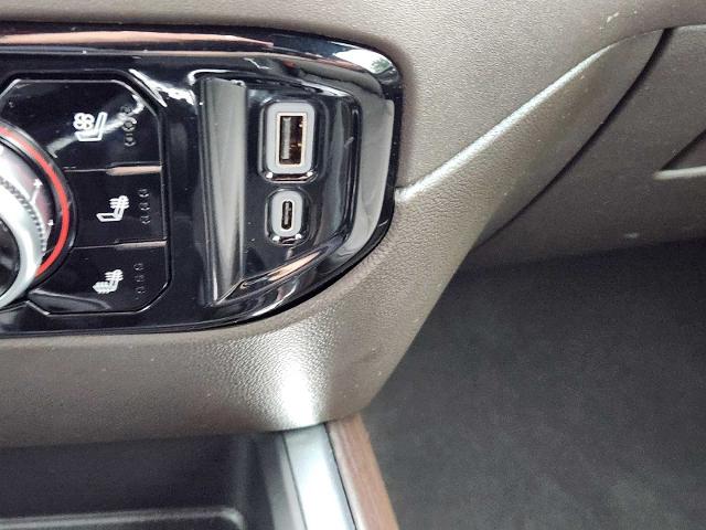2024 GMC Sierra 1500 Vehicle Photo in DENTON, TX 76210-9321