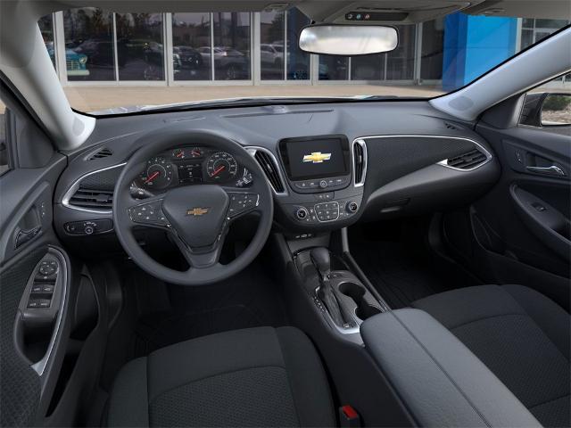 2025 Chevrolet Malibu Vehicle Photo in GREEN BAY, WI 54304-5303