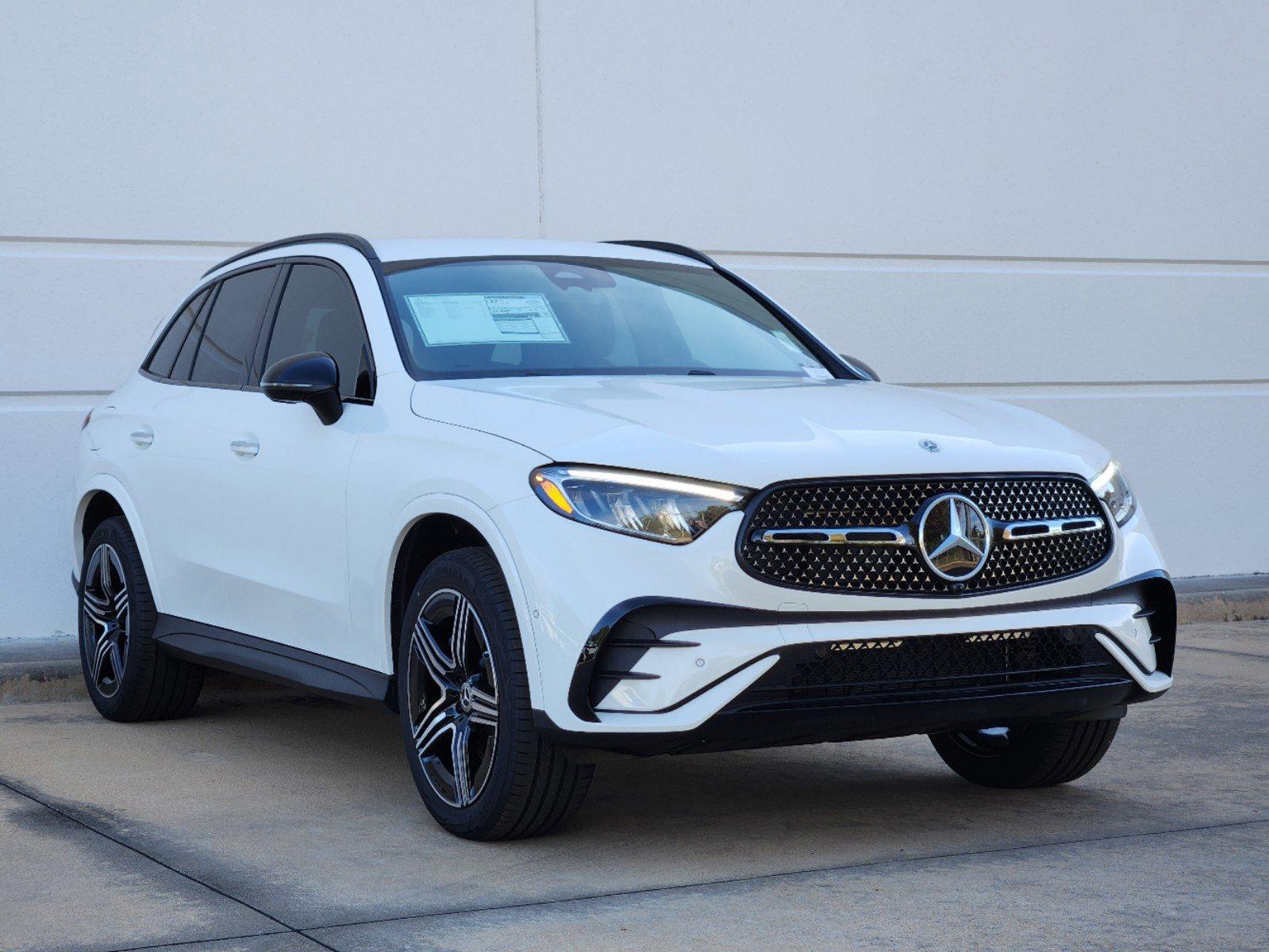 2025 Mercedes-Benz GLC Vehicle Photo in HOUSTON, TX 77079