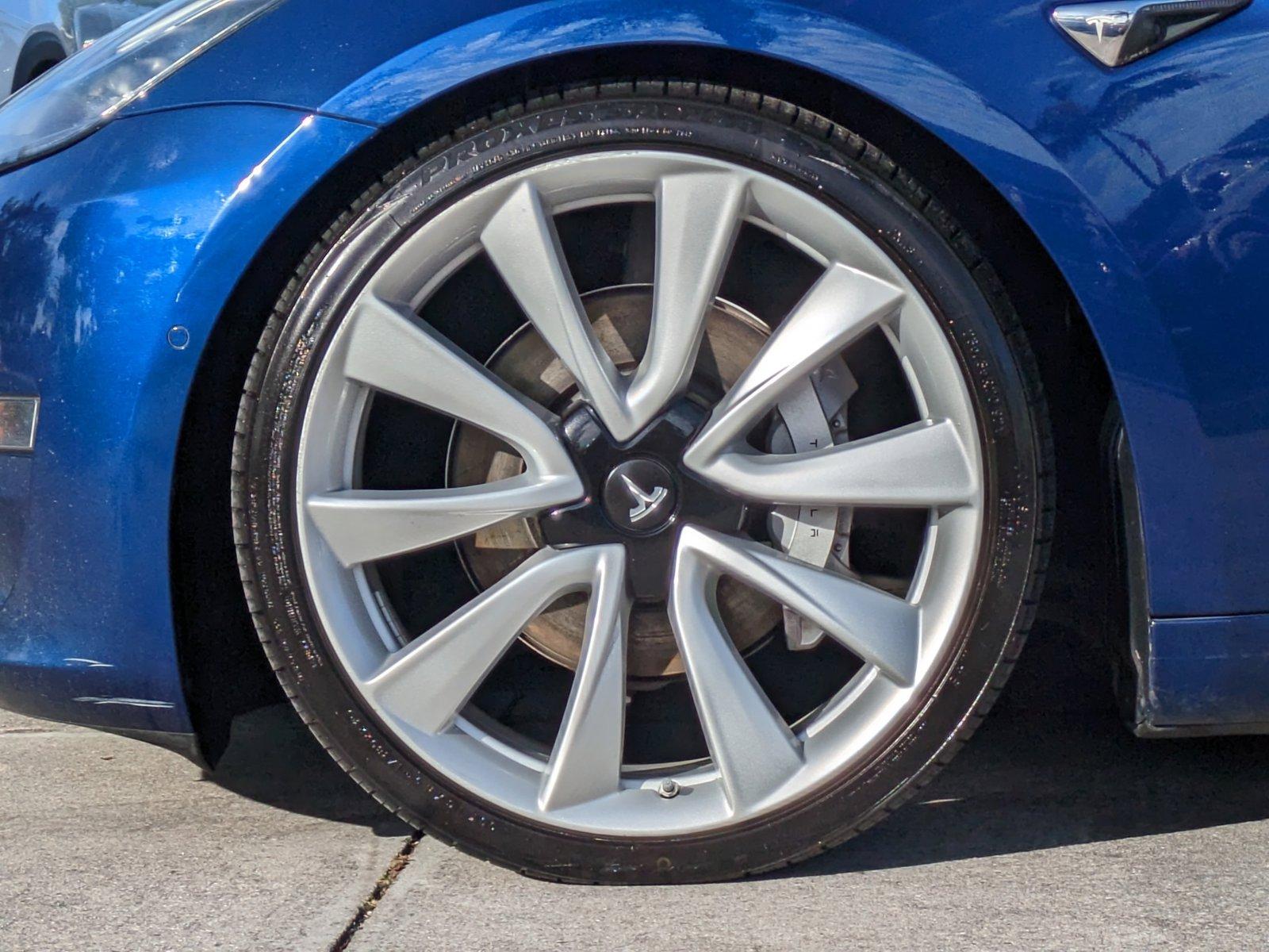 2018 Tesla Model 3 Vehicle Photo in WEST PALM BEACH, FL 33407-3296