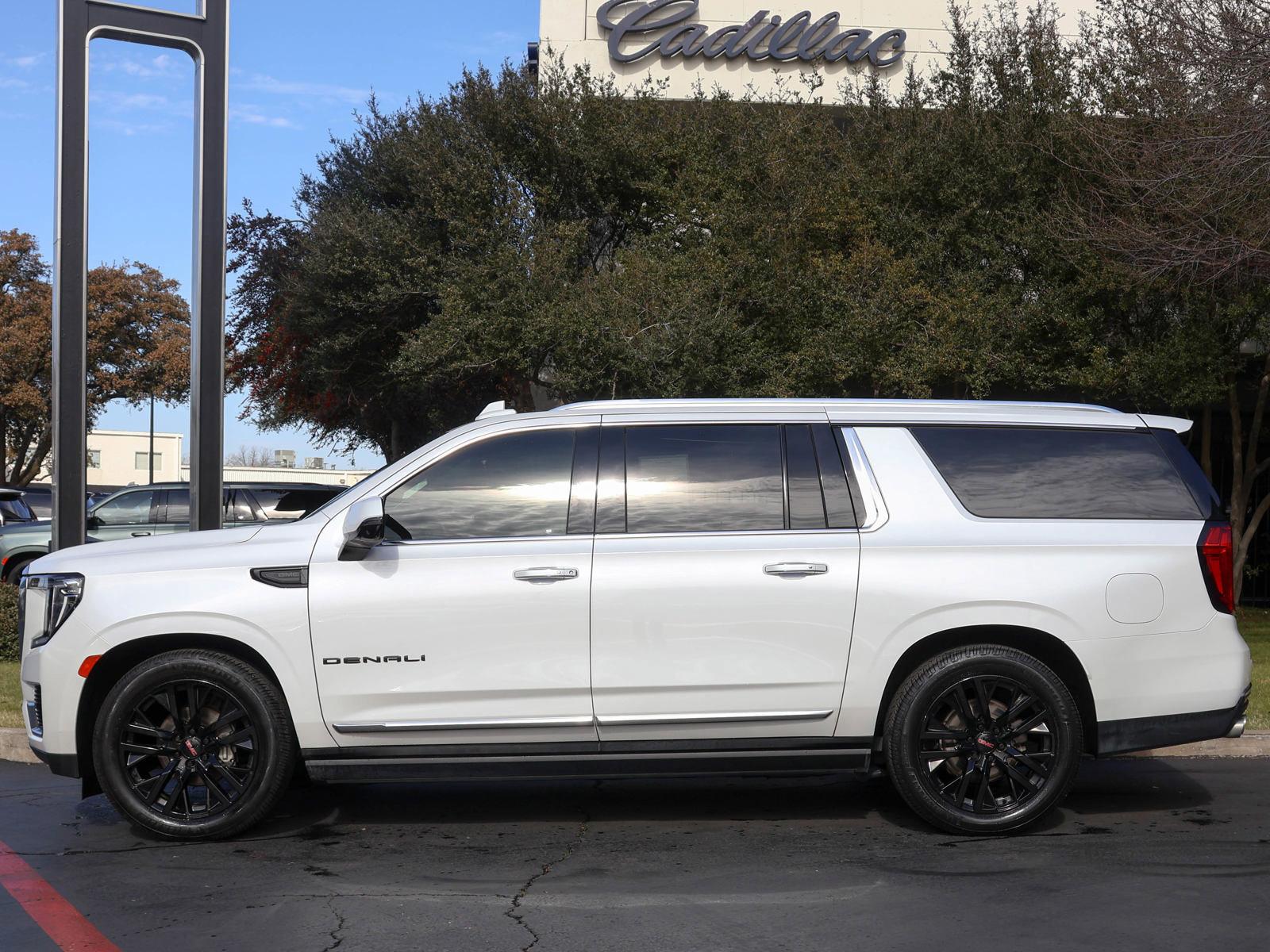 2021 GMC Yukon XL Vehicle Photo in DALLAS, TX 75209-3095