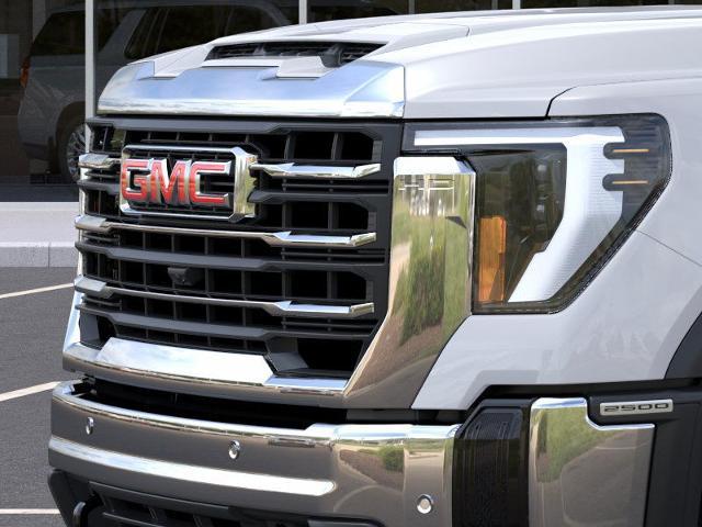 2025 GMC Sierra 2500 HD Vehicle Photo in LEOMINSTER, MA 01453-2952