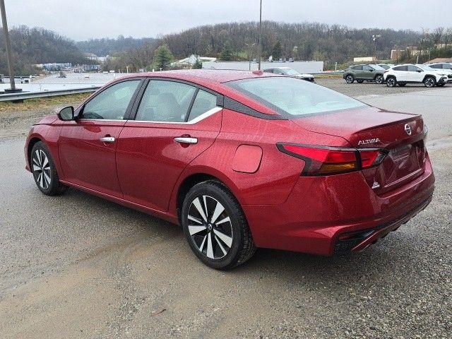 2020 Nissan Altima Vehicle Photo in Pleasant Hills, PA 15236