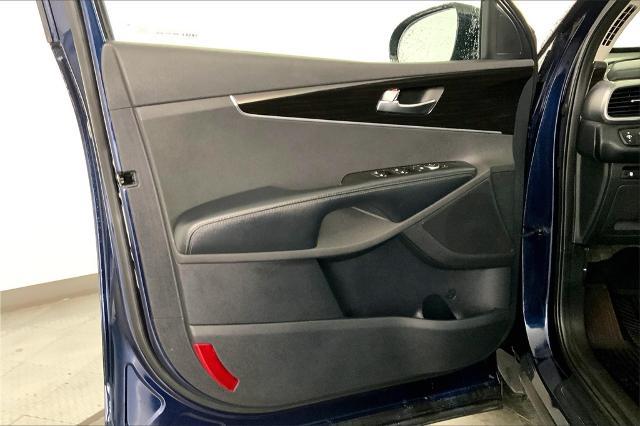2020 Kia Sorento Vehicle Photo in Lees Summit, MO 64086