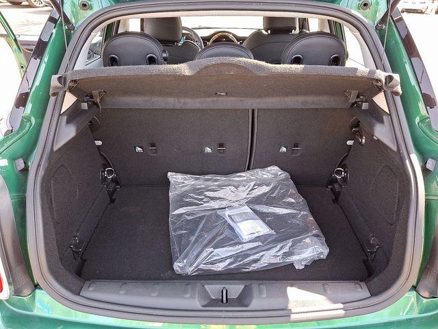 2024 MINI Hardtop 4 Door Vehicle Photo in DANBURY, CT 06810-5034