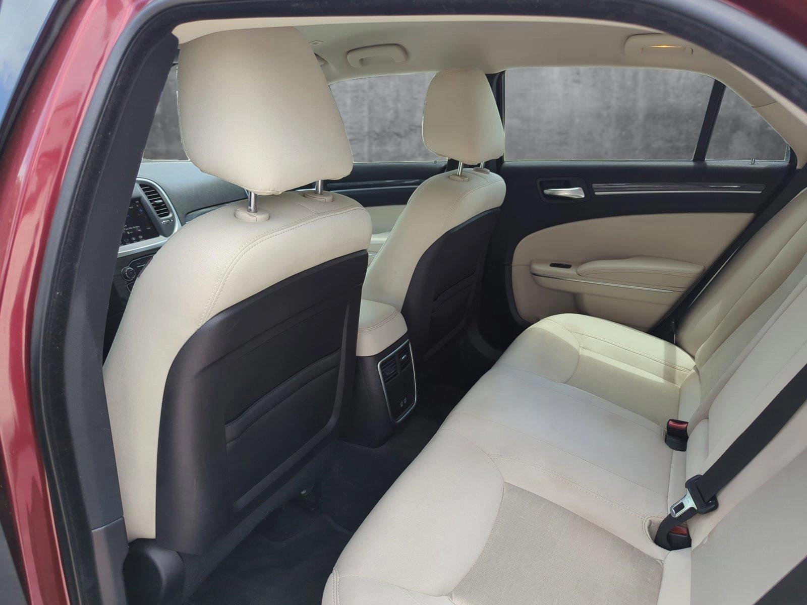 2018 Chrysler 300 Vehicle Photo in Pembroke Pines, FL 33027