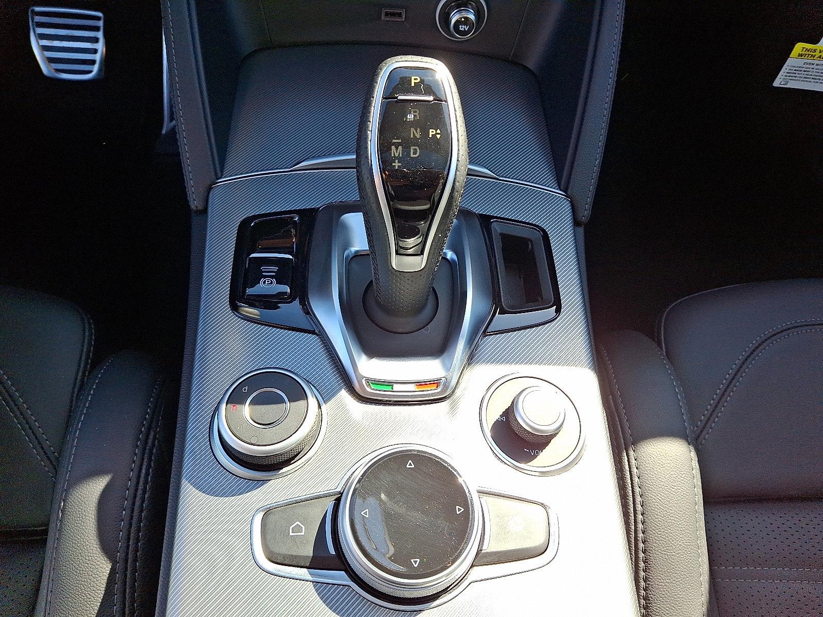 2025 Alfa Romeo Stelvio Vehicle Photo in Willow Grove, PA 19090