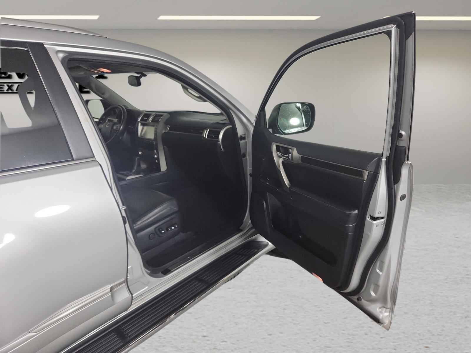 2015 Lexus GX 460 Vehicle Photo in GEORGETOWN, TX 78626-7508
