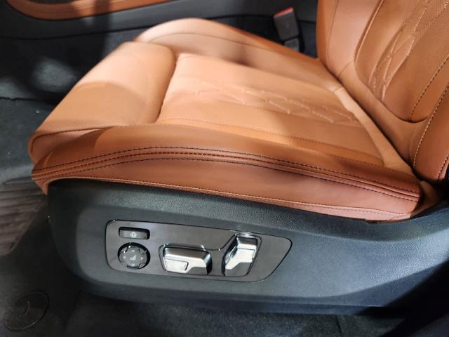 2025 BMW X7 M60i Vehicle Photo in GRAPEVINE, TX 76051