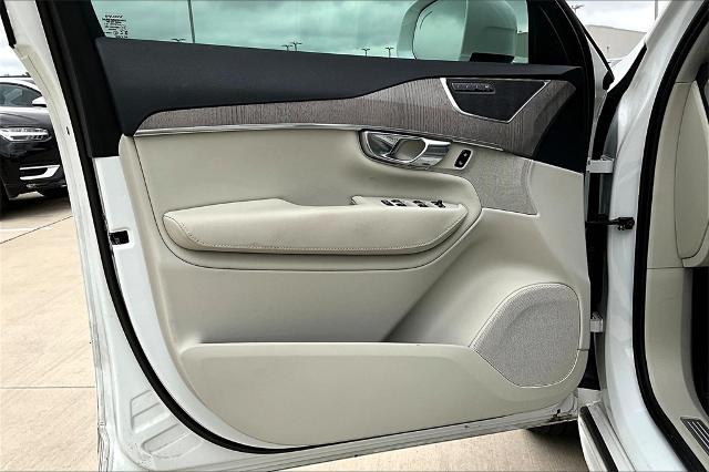 2023 Volvo XC90 Vehicle Photo in Grapevine, TX 76051
