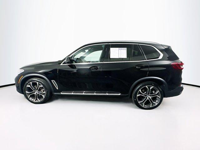 2023 BMW X5 xDrive40i Vehicle Photo in Doylsetown, PA 18901