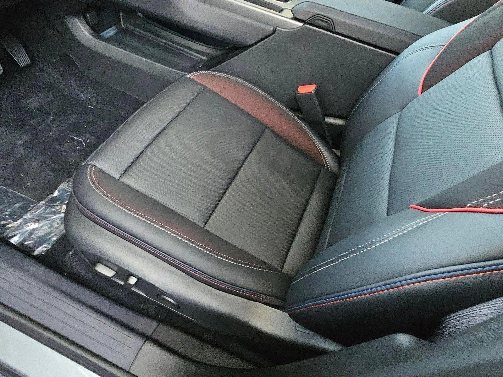 2025 Chevrolet Equinox EV Vehicle Photo in GREENACRES, FL 33463-3207