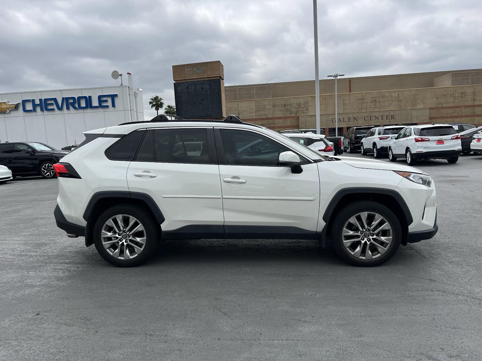 2021 Toyota RAV4 Vehicle Photo in LOS ANGELES, CA 90007-3794