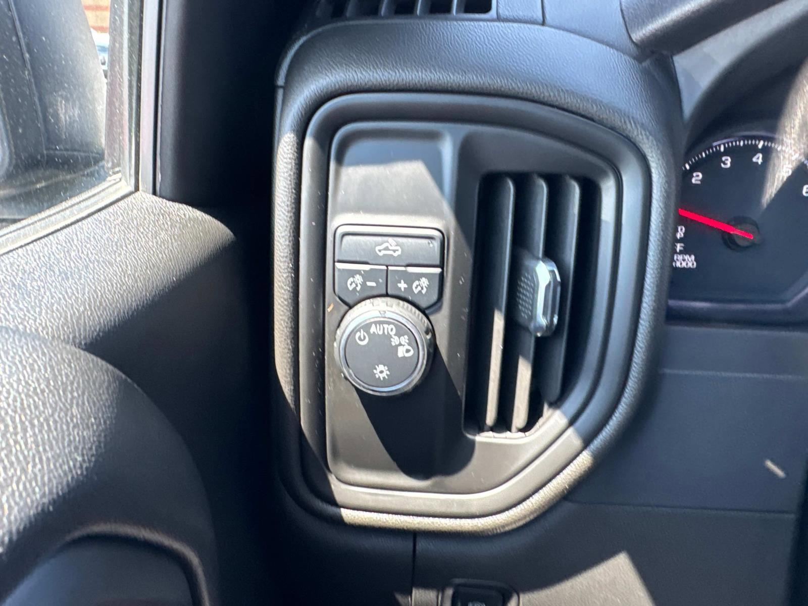 2023 Chevrolet Silverado 1500 Vehicle Photo in LOS ANGELES, CA 90007-3794