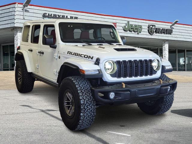 2024 Jeep Wrangler Vehicle Photo in Ennis, TX 75119-5114